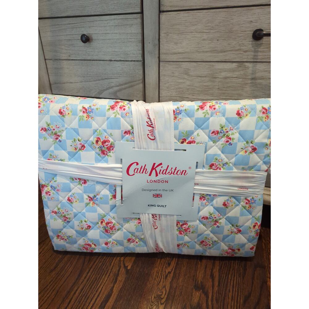 Cath Kidston Blue Daisy Rose Check King Size Quilt
